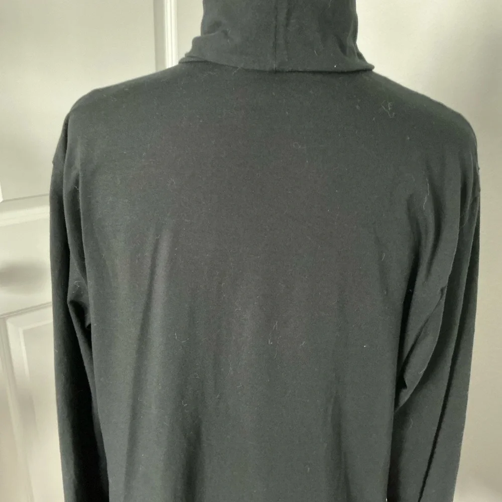 Eddie Bauer Women’s Black Turtle Neck Top Size XL - Picture 3 of 6